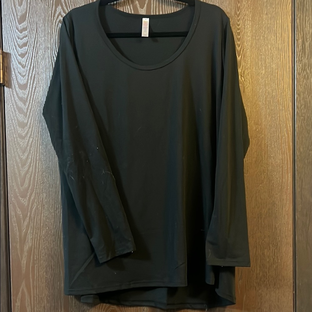 LuLaRoe Black Oversized Blouse Relaxed Fit